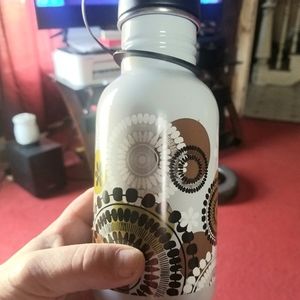 VERA BRADLEY TRAVEL MUG